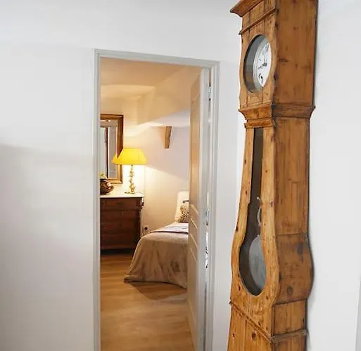 With Charm, Le Figuier * Vignonet