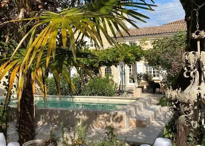 With Charm, Le Figuier Vignonet